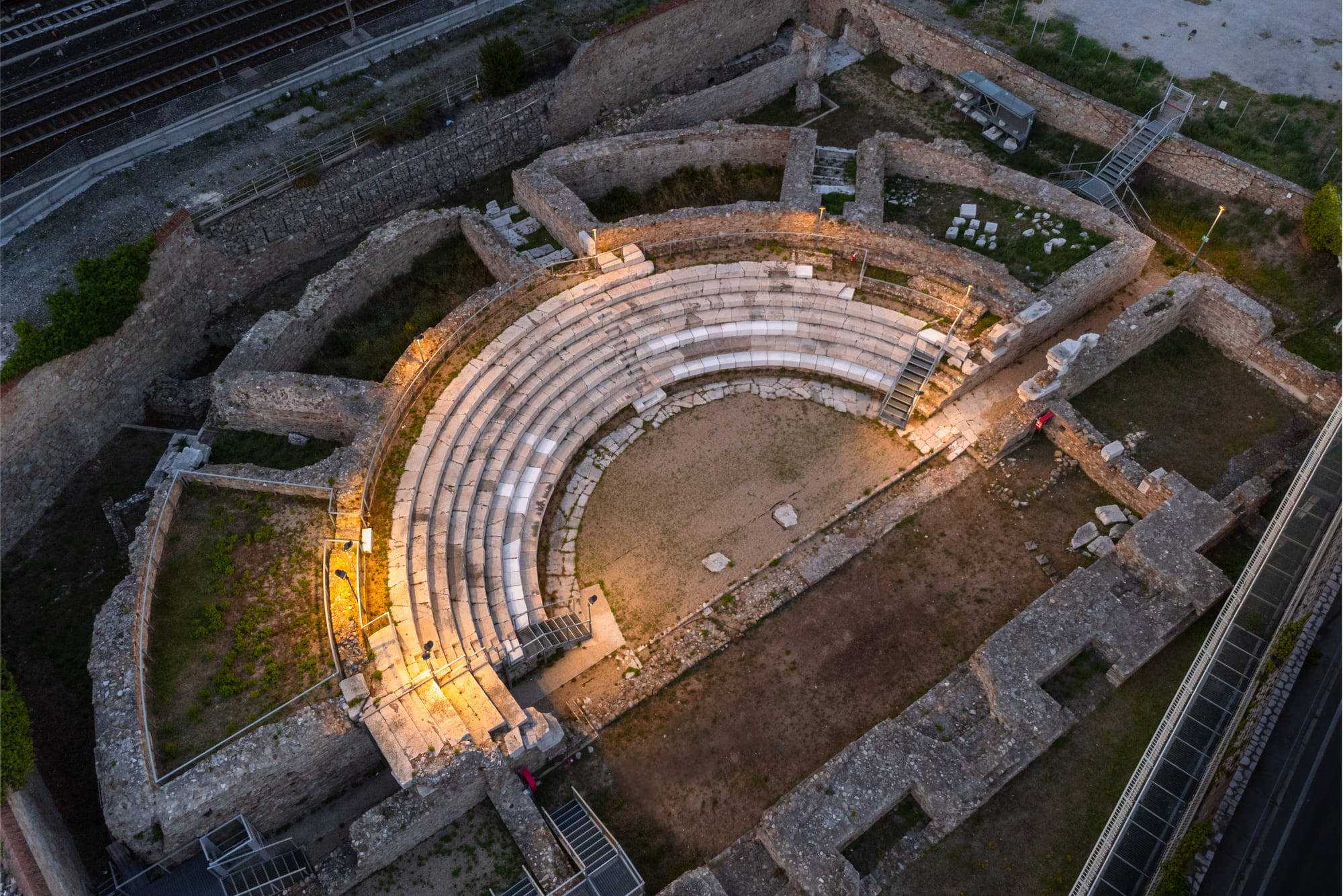 Il teatro romano Albintimilium all'interno dell'Area archeologica del Nervia Anfiteatro romano